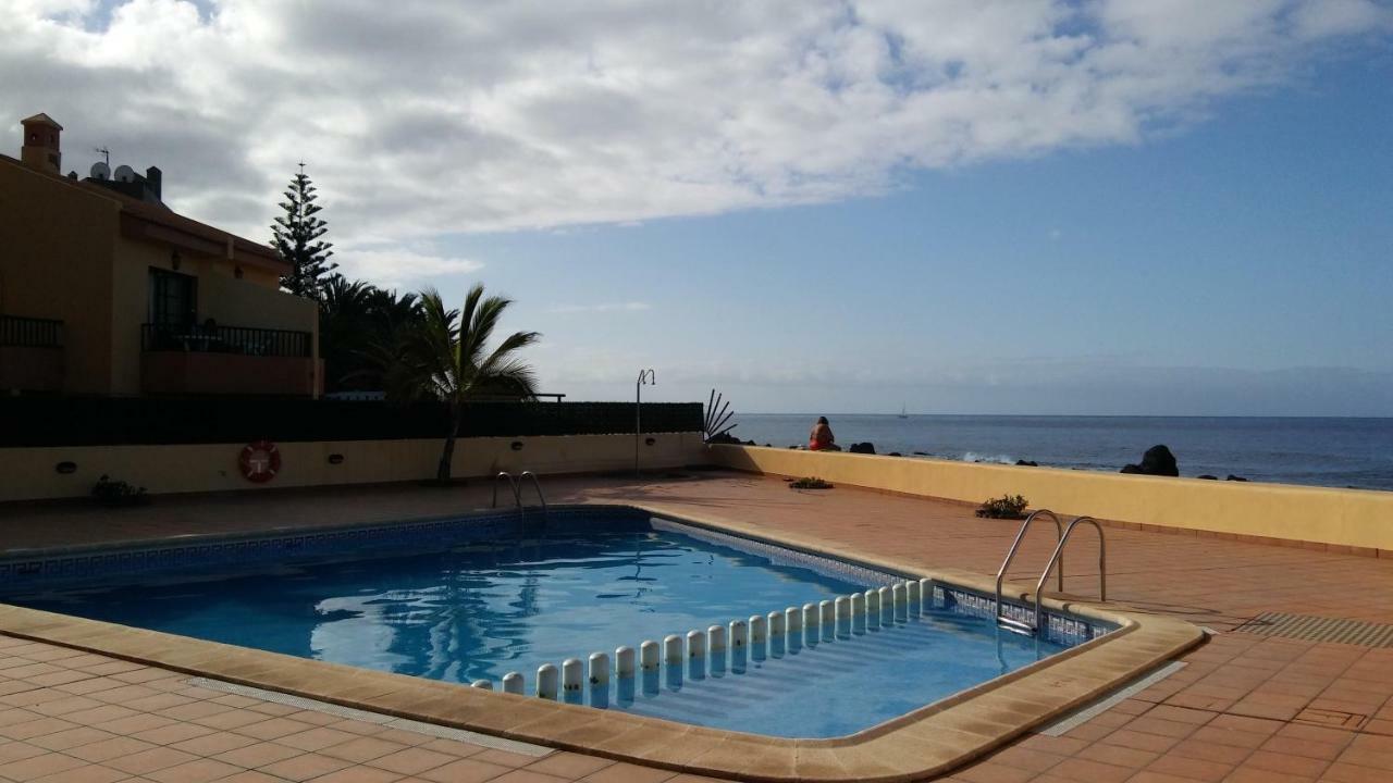 Apartamentos El Cieno La Playa de la Calera Bagian luar foto